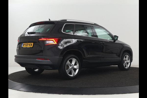 Škoda Karoq 1.5 TSI Business Edition Plus | Stoelverwarming | Adaptive cruise | Camera | Achterbankverwarming | Carplay | Navigatie | Full LED | Virtual Cockpit | Climate control | Bluetooth