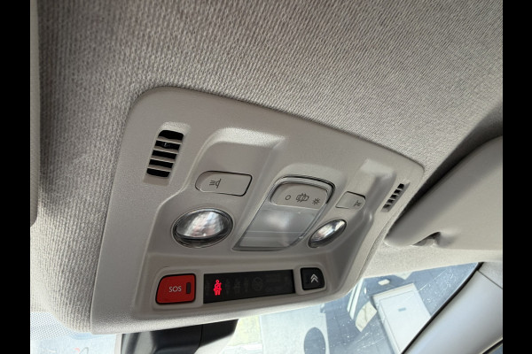 Citroën C3 1.2 PureTech Feel | Licht/regen sensor | Cruise Control | Parkeersensoren | Apple carplay/Android Auto