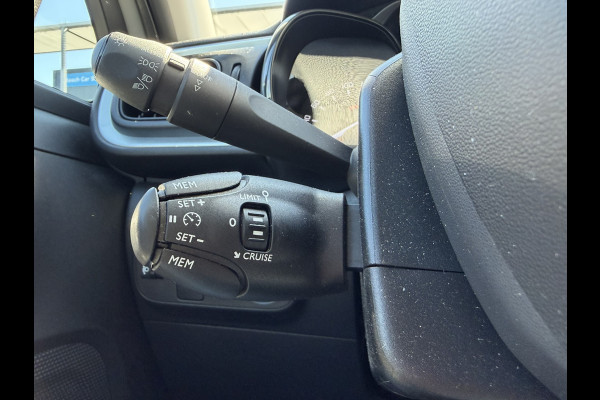 Citroën C3 1.2 PureTech Feel | Licht/regen sensor | Cruise Control | Parkeersensoren | Apple carplay/Android Auto