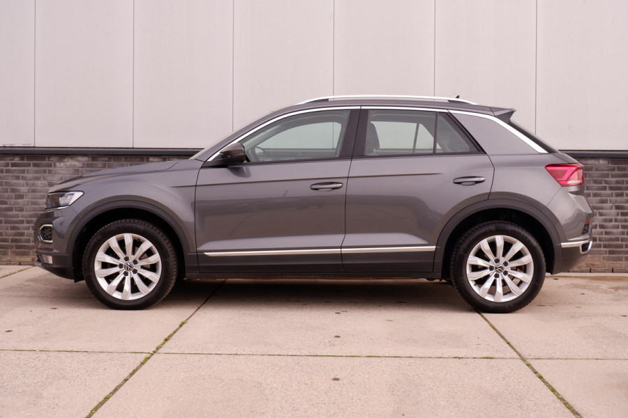 Volkswagen T-Roc 1.5 TSI Sport LED | Trekhaak | Carplay | Camera | Virtual Cockpit | PDC