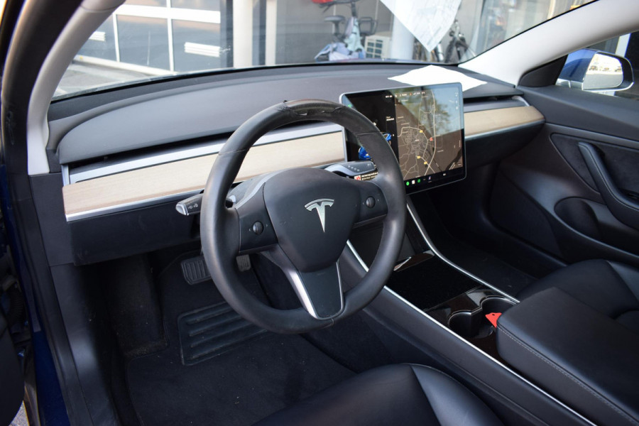 Tesla Model 3 Standard RWD Plus 60 kWh | AutoPilot | Pano | Leer