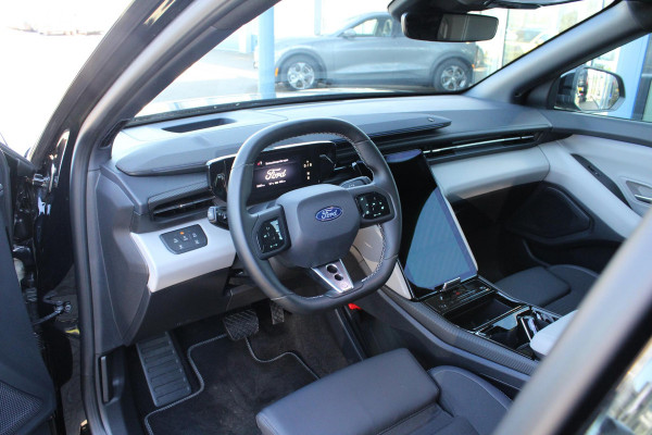 Ford Capri Extended Range AWD 79 kWh 340pk | AGR stoelen | Warmte pomp | 21 inch Licht metaal | Panorama Dak | Driver Assistance Pack