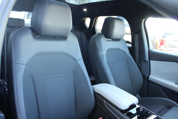 Ford Capri Extended Range AWD 79 kWh 340pk | AGR stoelen | Warmte pomp | 21 inch Licht metaal | Panorama Dak | Driver Assistance Pack