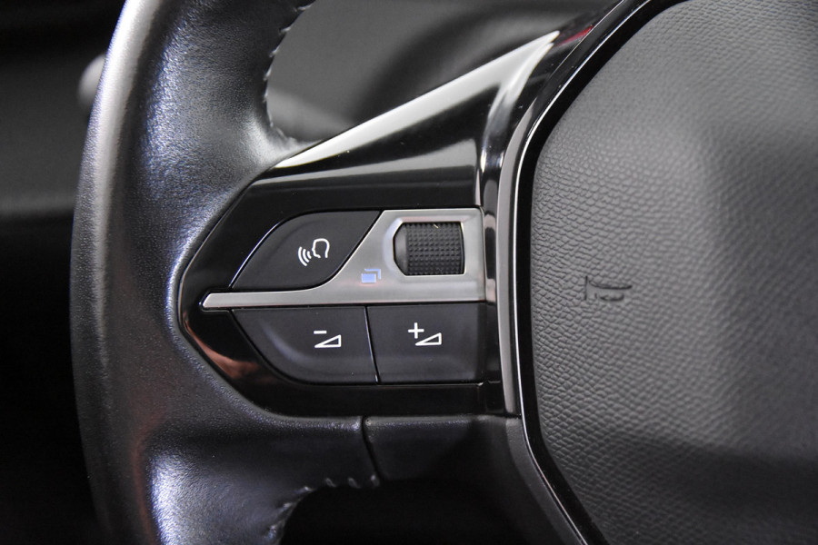 Peugeot 208 *1ste Eigenaar*Navigatie*Carplay*PDC*