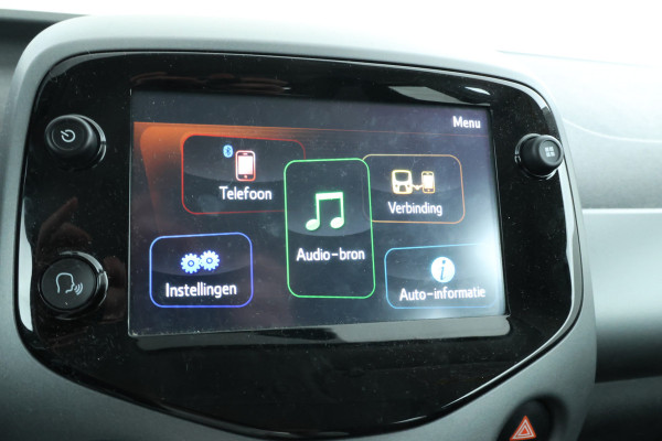 Toyota Aygo 1.0 VVT-i x-play Cabriolet, navigatie, Climate,