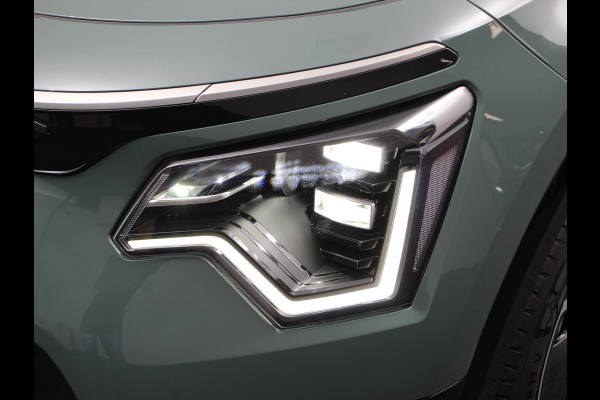 Kia Niro EV DynamicLine 64.8 kWh Automaat Climate control Adaptieve cruise control Parkeersensoren Camera Stuurverwarming Stoelverwarming Keyless LED Trekhaak Navigatie Apple Carplay/ Android Auto