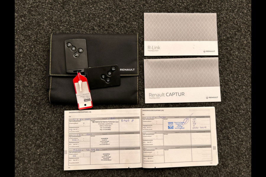 Renault Captur 0.9 TCe Intens | Origineel NL | Cruise-control | Climate-control | Trekhaak | Keyless | Navigatie | Camera |