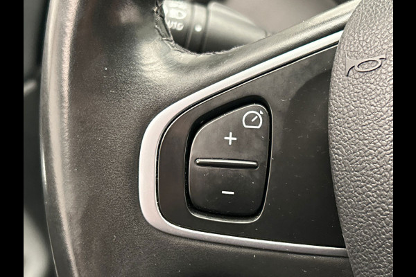 Renault Captur 0.9 TCe Intens | Origineel NL | Cruise-control | Climate-control | Trekhaak | Keyless | Navigatie | Camera |