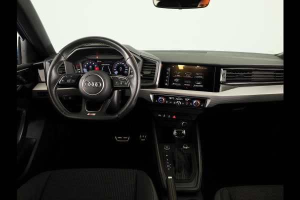 Audi A1 Sportback 35 TFSI S edition 150pk | Navigatie via App | S-line interieur | Climatronic | Verwarmbare voorstoelen | 18 inch Lichtmetalen velgen