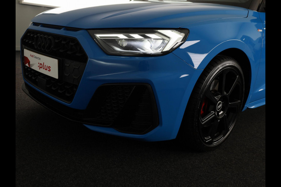 Audi A1 Sportback 35 TFSI S edition 150pk | Navigatie via App | S-line interieur | Climatronic | Verwarmbare voorstoelen | 18 inch Lichtmetalen velgen
