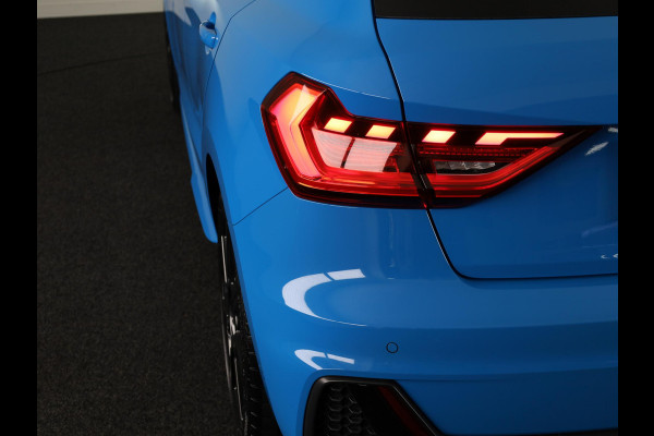 Audi A1 Sportback 35 TFSI S edition 150pk | Navigatie via App | S-line interieur | Climatronic | Verwarmbare voorstoelen | 18 inch Lichtmetalen velgen