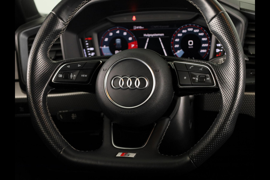 Audi A1 Sportback 35 TFSI S edition 150pk | Navigatie via App | S-line interieur | Climatronic | Verwarmbare voorstoelen | 18 inch Lichtmetalen velgen