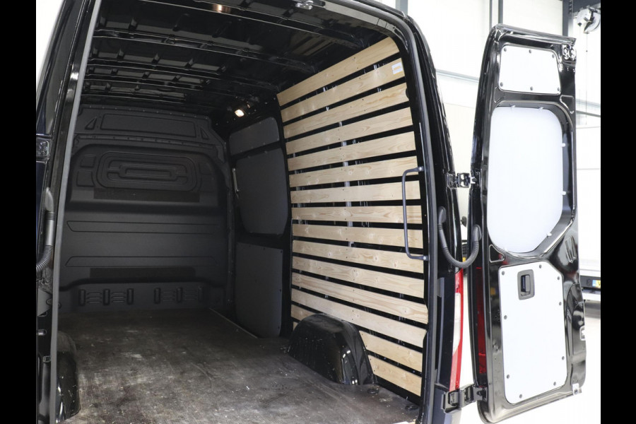 Mercedes-Benz Sprinter 315 CDI Automaat L2H2 PRO Airco MBUX Navigatie Adaptive Cruise Control Leder PDC VA + Camera Trekhaak 3500kg Comfortstoel