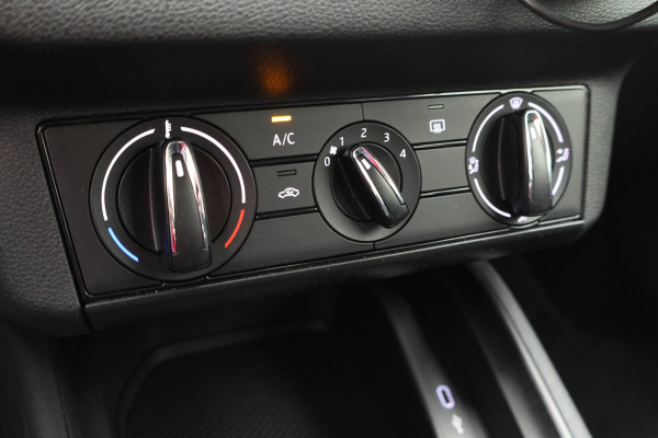 Škoda SCALA 1.0 TSI Active LED, Cruise, DAB, Rijstrooksensor, Airco