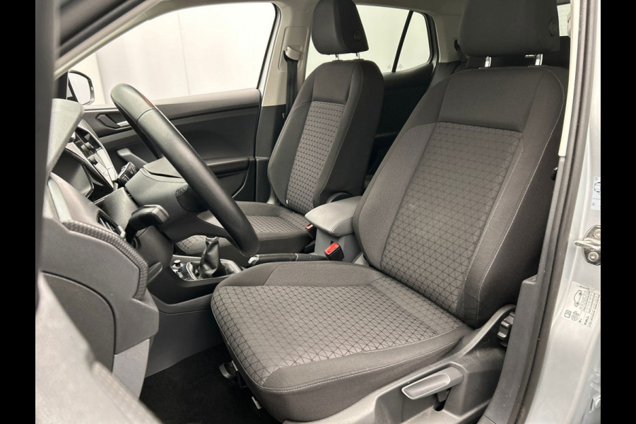 Volkswagen T-Cross 1.0 TSI Life | Carplay | Trekhaak | Climate-control | Adaptive-cruise | Lichtmetaal