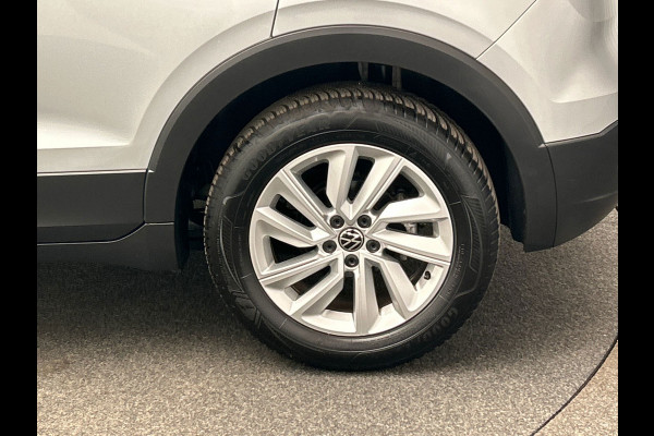 Volkswagen T-Cross 1.0 TSI Life | Carplay | Trekhaak | Climate-control | Adaptive-cruise | Lichtmetaal