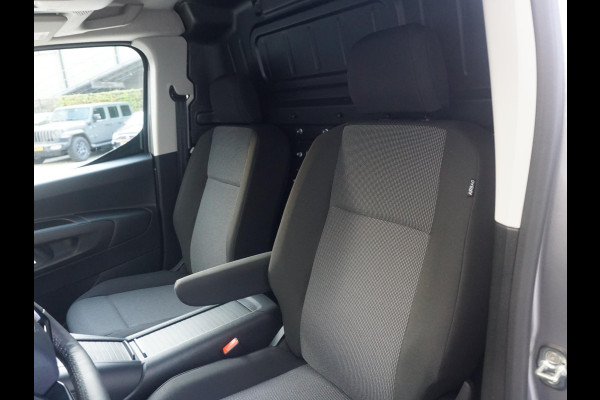 Opel Combo TECH L1 50kWh | 0% rente | 8 jaar garantie | navigatie | Apple Carplay | camera | digitale binnenspiegel | parkeersensoren v/a | dodehoekdetectie | bumpers in kleur | Climate Control | etc.