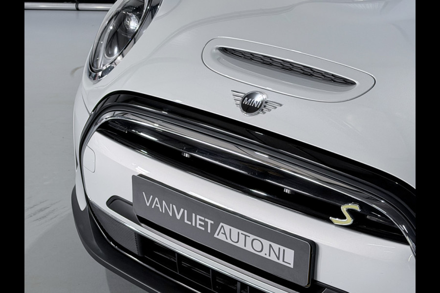 MINI Mini Electric Cooper S 33 kWh SOH 100 % Navigatie