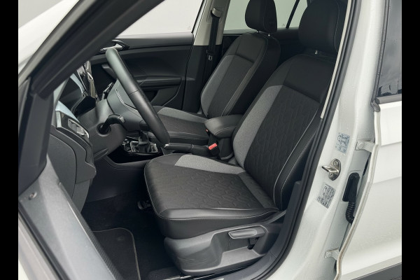Volkswagen T-Cross TSI 115PK LIFE EDITION CARPLAY/PDC/IQ-DRIVEQ fabrieksgarantie