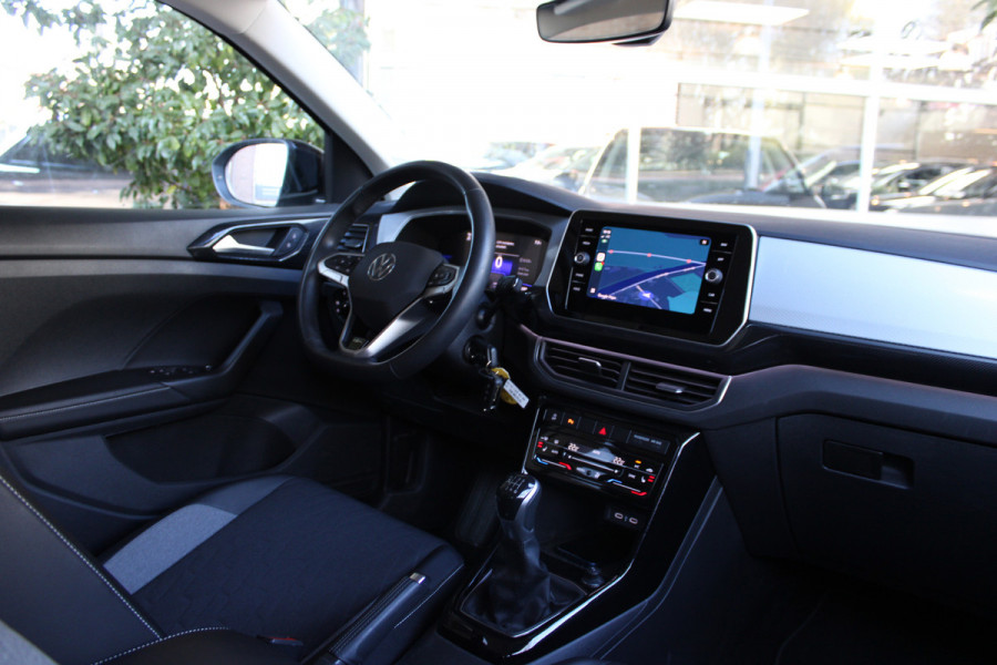 Volkswagen T-Cross TSI 115PK LIFE EDITION CARPLAY/PDC/IQ-DRIVEQ fabrieksgarantie
