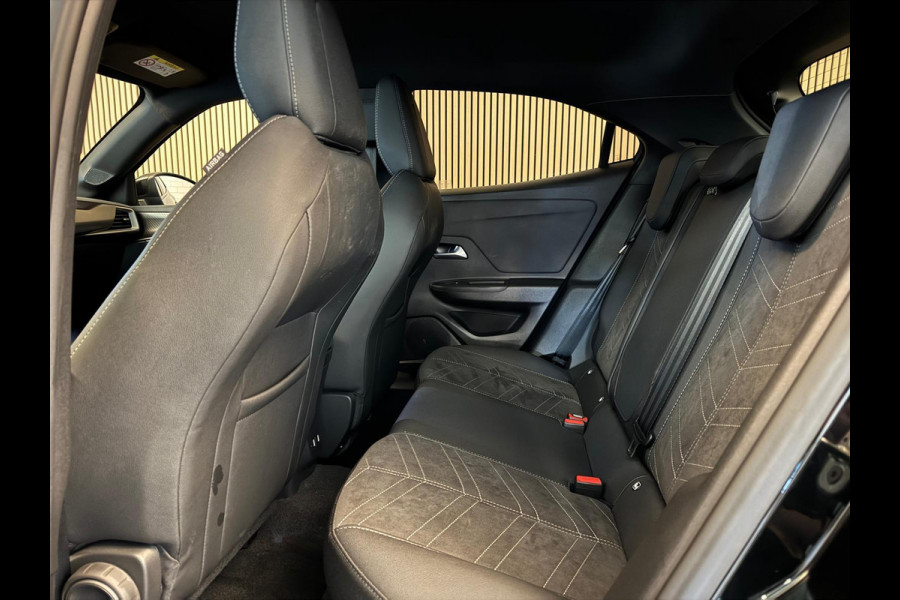 Opel Mokka 1.2 Turbo 130PK Aut. Ultimate | Camera | Carplay | LED | PDC | Massage | Incl. garantie