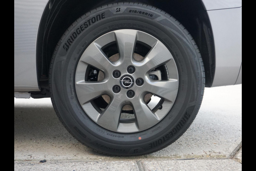 Opel Combo TECH L1 50kWh | 8 jaar garantie | navigatie | Apple Carplay | camera | digitale binnenspiegel | parkeersensoren v/a | dodehoekdetectie | bumpers in kleur | Climate Control | etc.