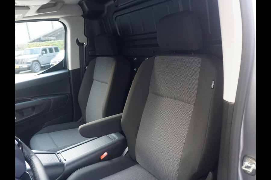 Opel Combo TECH L1 50kWh | 8 jaar garantie | navigatie | Apple Carplay | camera | digitale binnenspiegel | parkeersensoren v/a | dodehoekdetectie | bumpers in kleur | Climate Control | etc.