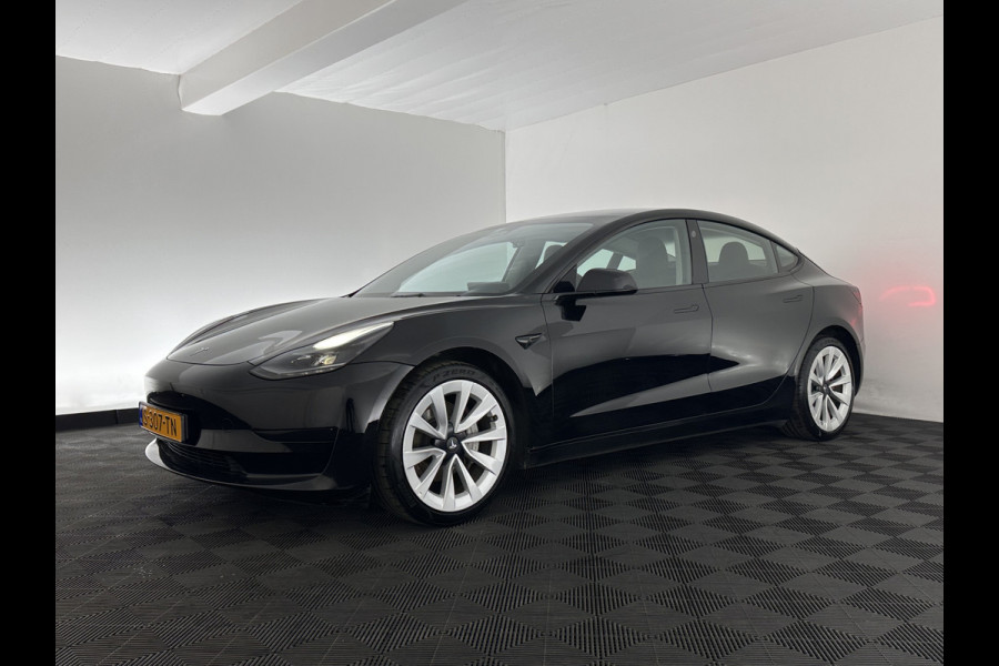 Tesla Model 3 Standard RWD Plus 60 kWh (⚠️electric motor makes a scraping noise ⚠️) [ 3-Fase-11kW ] {SOH-88%]  (INCL-BTW) Aut. *PANO | AUTOPILOT | LEATHER | KEYLESS | FULL-LED | MEMORY-PACK | TOPVIEW | DAB | CARPLAY | DIGI-COCKPIT | LANE-ASSIST | COMFORTSEATS | 19"ALU*
