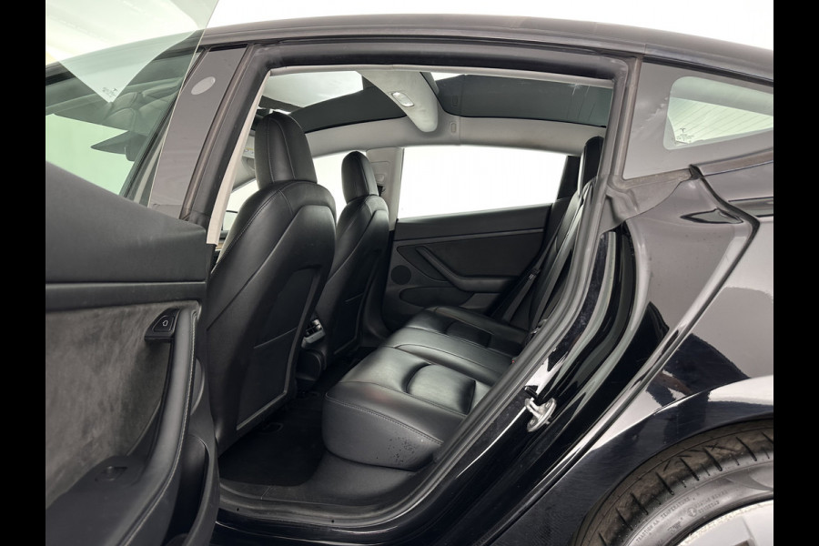 Tesla Model 3 Standard RWD Plus 60 kWh (⚠️electric motor makes a scraping noise ⚠️) [ 3-Fase-11kW ] {SOH-88%]  (INCL-BTW) Aut. *PANO | AUTOPILOT | LEATHER | KEYLESS | FULL-LED | MEMORY-PACK | TOPVIEW | DAB | CARPLAY | DIGI-COCKPIT | LANE-ASSIST | COMFORTSEATS | 19"ALU*