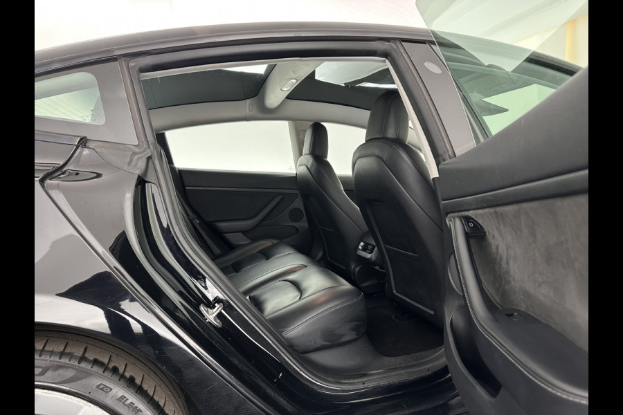 Tesla Model 3 Standard RWD Plus 60 kWh (⚠️electric motor makes a scraping noise ⚠️) [ 3-Fase-11kW ] {SOH-88%]  (INCL-BTW) Aut. *PANO | AUTOPILOT | LEATHER | KEYLESS | FULL-LED | MEMORY-PACK | TOPVIEW | DAB | CARPLAY | DIGI-COCKPIT | LANE-ASSIST | COMFORTSEATS | 19"ALU*