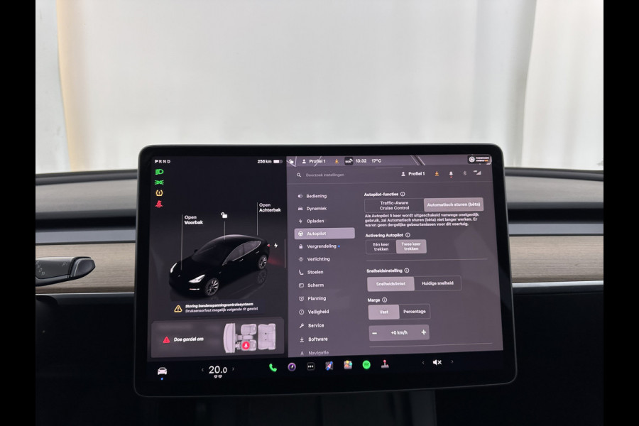 Tesla Model 3 Standard RWD Plus 60 kWh (⚠️electric motor makes a scraping noise ⚠️) [ 3-Fase-11kW ] {SOH-88%]  (INCL-BTW) Aut. *PANO | AUTOPILOT | LEATHER | KEYLESS | FULL-LED | MEMORY-PACK | TOPVIEW | DAB | CARPLAY | DIGI-COCKPIT | LANE-ASSIST | COMFORTSEATS | 19"ALU*