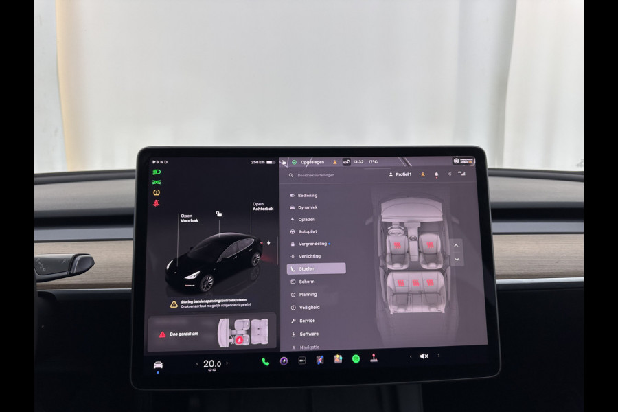 Tesla Model 3 Standard RWD Plus 60 kWh (⚠️electric motor makes a scraping noise ⚠️) [ 3-Fase-11kW ] {SOH-88%]  (INCL-BTW) Aut. *PANO | AUTOPILOT | LEATHER | KEYLESS | FULL-LED | MEMORY-PACK | TOPVIEW | DAB | CARPLAY | DIGI-COCKPIT | LANE-ASSIST | COMFORTSEATS | 19"ALU*