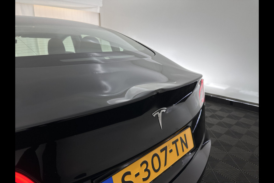 Tesla Model 3 Standard RWD Plus 60 kWh (⚠️electric motor makes a scraping noise ⚠️) [ 3-Fase-11kW ] {SOH-88%]  (INCL-BTW) Aut. *PANO | AUTOPILOT | LEATHER | KEYLESS | FULL-LED | MEMORY-PACK | TOPVIEW | DAB | CARPLAY | DIGI-COCKPIT | LANE-ASSIST | COMFORTSEATS | 19"ALU*