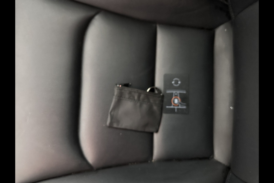 Tesla Model 3 Standard RWD Plus 60 kWh (⚠️electric motor makes a scraping noise ⚠️) [ 3-Fase-11kW ] {SOH-88%]  (INCL-BTW) Aut. *PANO | AUTOPILOT | LEATHER | KEYLESS | FULL-LED | MEMORY-PACK | TOPVIEW | DAB | CARPLAY | DIGI-COCKPIT | LANE-ASSIST | COMFORTSEATS | 19"ALU*