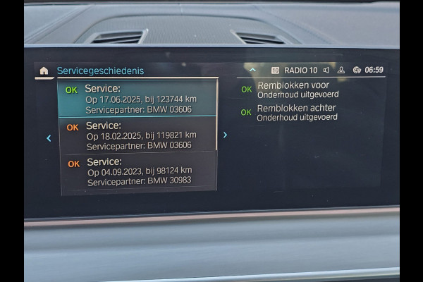 BMW 5 Serie 530e iPerformance eDrive Edition | LED | Trekhaak | Stoelverwarming | Park Assist | Leder | M-Sport stuur | LMV 20" | Zwarte hemel |