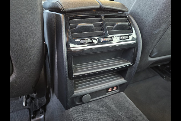 BMW 5 Serie 530e iPerformance eDrive Edition | LED | Trekhaak | Stoelverwarming | Park Assist | Leder | M-Sport stuur | LMV 20" | Zwarte hemel |