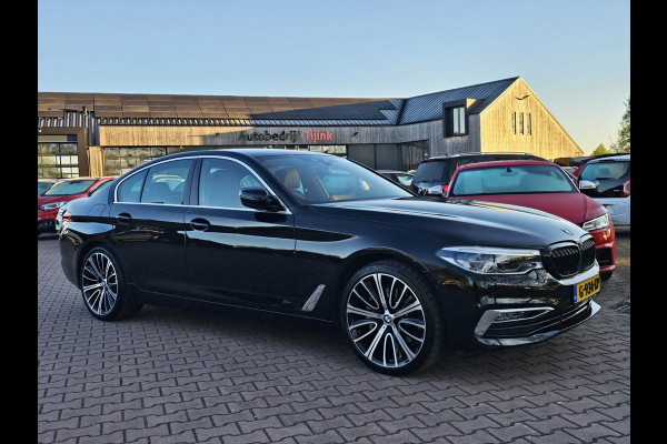 BMW 5 Serie 530e iPerformance eDrive Edition | LED | Trekhaak | Stoelverwarming | Park Assist | Leder | M-Sport stuur | LMV 20" | Zwarte hemel |