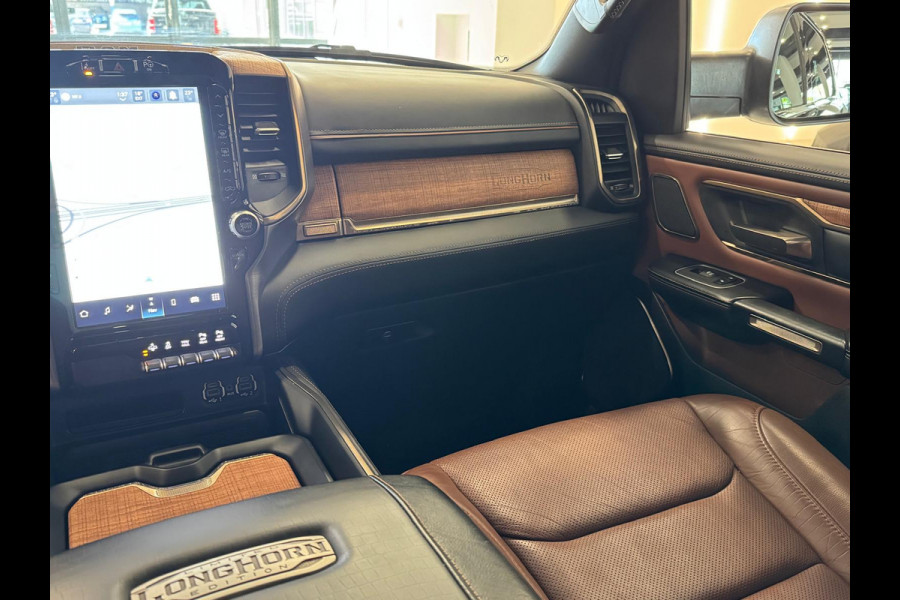 RAM 1500 5.7 V8 4x4 Crew Cab Limited Longhorn Full Option