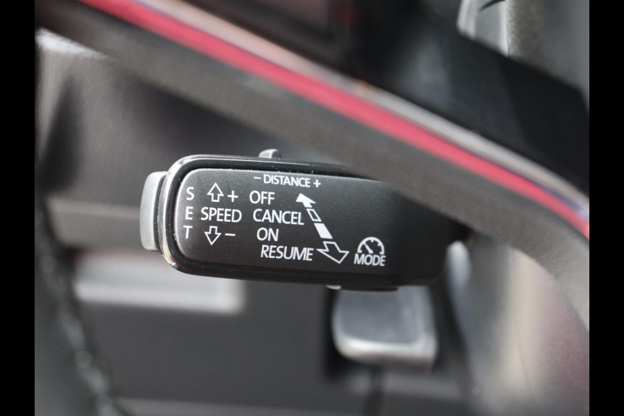 Škoda Kamiq 1.0 TSI 110pk DSG Style Navigatie Apple Carplay/Android Auto Adaptive Cruise control Parkeer sensoren Lichtmetalen Velgen