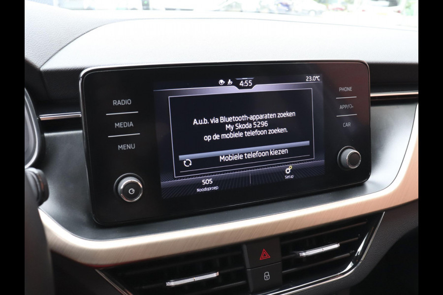 Škoda Kamiq 1.0 TSI 110pk DSG Style Navigatie Apple Carplay/Android Auto Adaptive Cruise control Parkeer sensoren Lichtmetalen Velgen