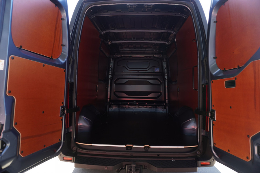 Renault Master T35 2.0 dCi 170PK L2H2 Extra Schuifdeur L / R Nr. V069 | Climate | Navi | Cruise | Trekhaak | Betimmering