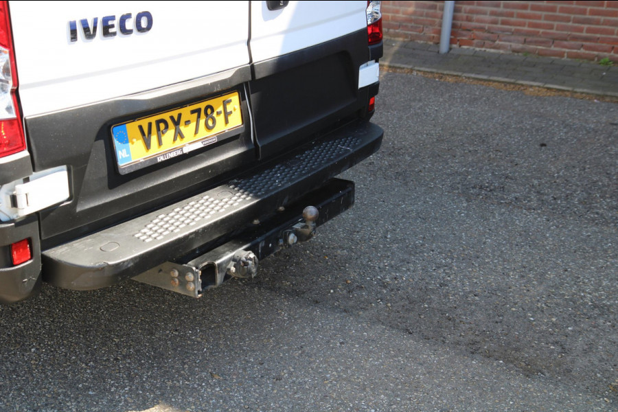 Iveco Daily 35S14V 2.3 410L L5H2 / Automaat / 3,5 ton trek / Trekhaak