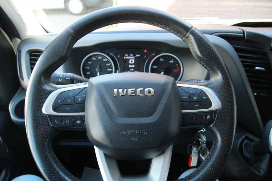 Iveco Daily 35S14V 2.3 410L L5H2 / Automaat / 3,5 ton trek / Trekhaak