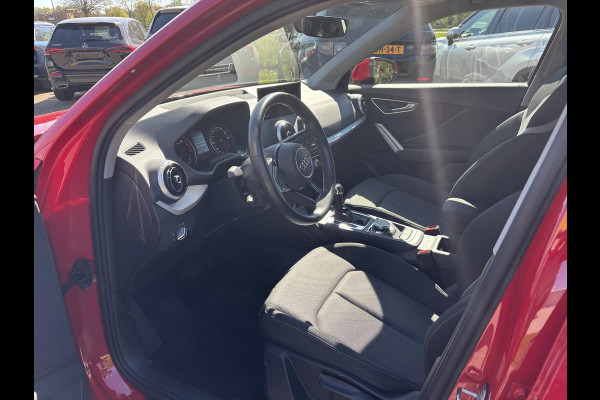 Audi Q2 35 TFSI S Edition 150pk | Automaat | Afneembare Trekhaak | Stoelverwarming | Navigatie | Climate control