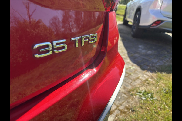 Audi Q2 35 TFSI S Edition 150pk | Automaat | Afneembare Trekhaak | Stoelverwarming | Navigatie | Climate control