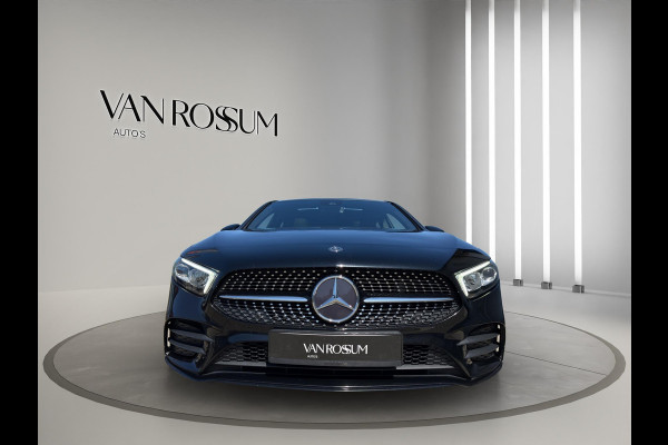 Mercedes-Benz A-Klasse 180 Business Solution AMG Pano | Stoelverwarming | 19 "| Parksensors V+A | Widescreen | Led | Camera |