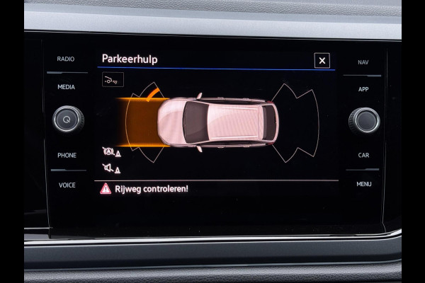 Volkswagen Taigo 1.0 TSI R-Line | Camera | Adaptive Cruise | Automaat | Climate Control | Navigatie