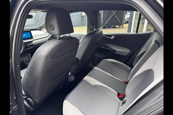 Volkswagen ID.3 Pro S 77 kWh | 92% SOH | Camera | NL-Auto | Stoelverwarming | Navigatie | Parkeersensoren