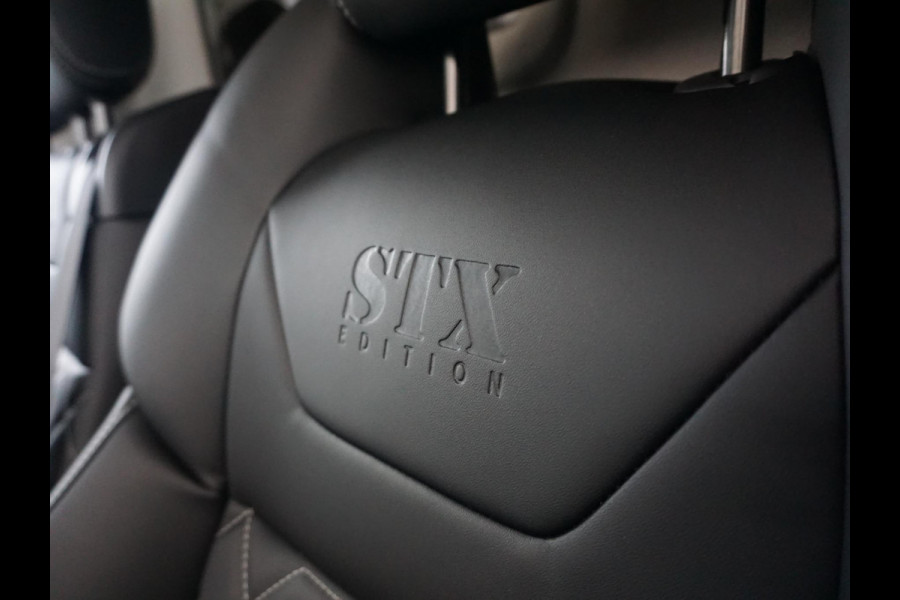 Opel Vivaro Electric L3 75 kWh | STX Sport | Lederen bekleding | Spoilerpakket | 18 inch Lichtmetalen velgen | Rondom Camera's | Mooiste bus van NL (!)