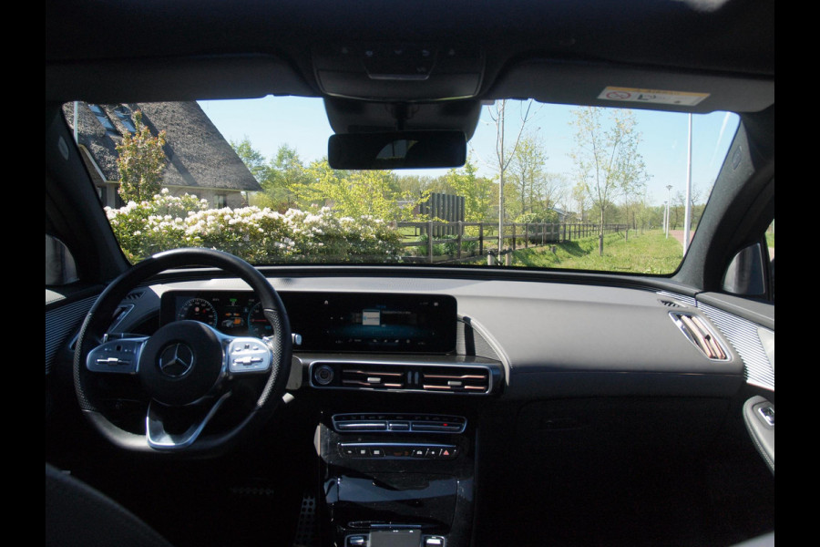 Mercedes-Benz EQC 400 4MATIC Business Solution AMG 80 kWh | Schuifdak | Trekhaak | Head-Up Display | Burmester | 360 Camera | NL-Auto |